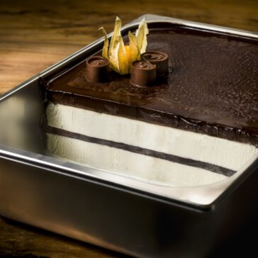 Gelato Premium Fior de Latte com Spread Chocolate